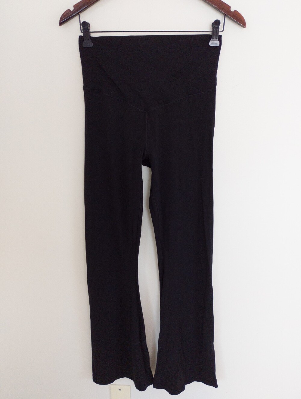 OFFLINE by Aerie Real Me Hi-Rise Flare Leggings Black Size Large Short Inseam